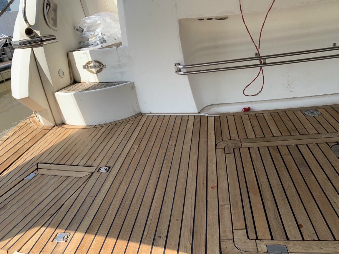 Sàn gỗ Teak chống tia UV: Sự lựa chọn hoàn hảo cho không gian sống của bạn